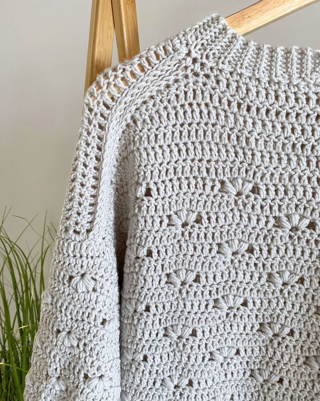 Mia_sweater_Showroomcrochet